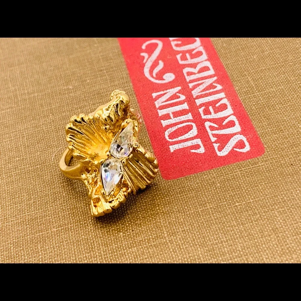 Chunky vintage ring gold plate rhinestone 5 - 9